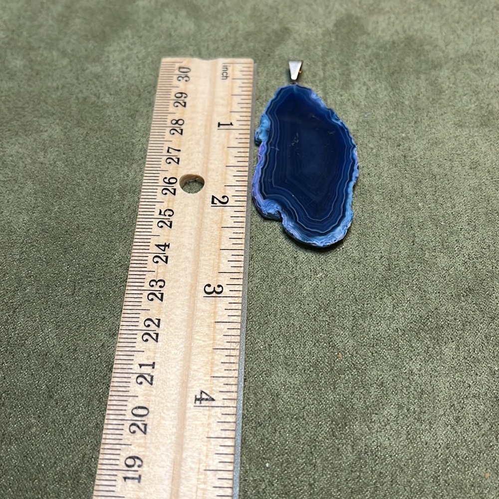 Rocks & Gems Canada Blue Agate Slice Pendant - Picture 2 of 2